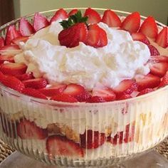 Easy Strawberry Dream Dessert
